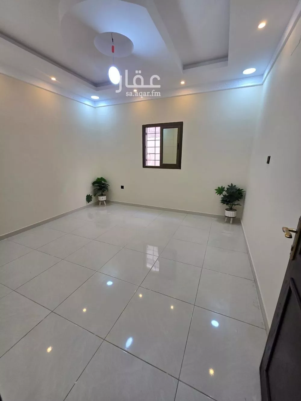 8 bedroom villa in Dahiat King Fahd 10