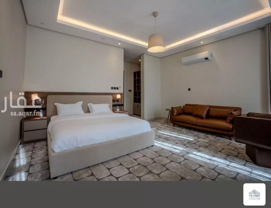 فيلا 4 غرف في السيف 12