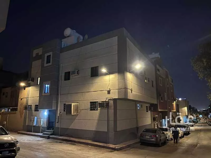 عمارة 168 م² في اليمامة 1