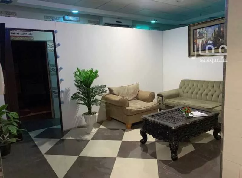 مكتب 650 م² في اليرموك 8