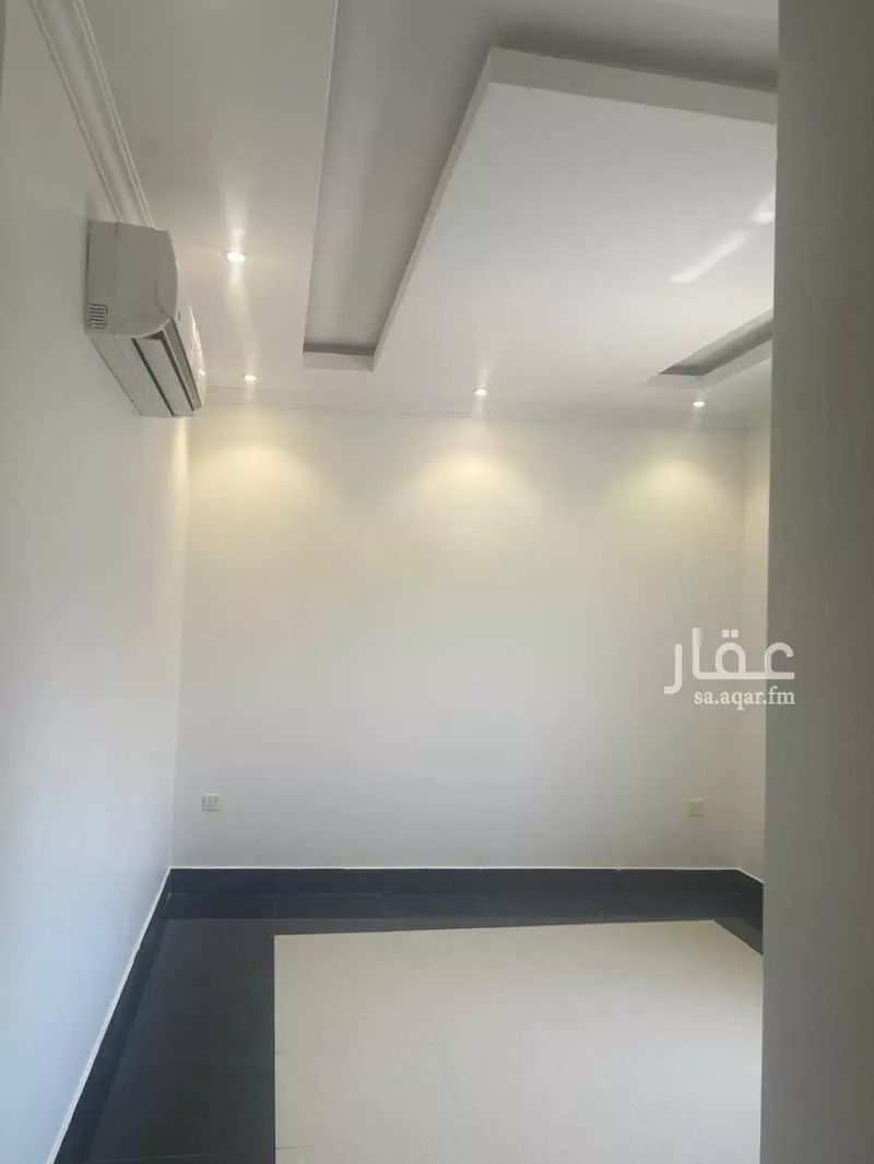 عمارة 862 م² في الملقا 14