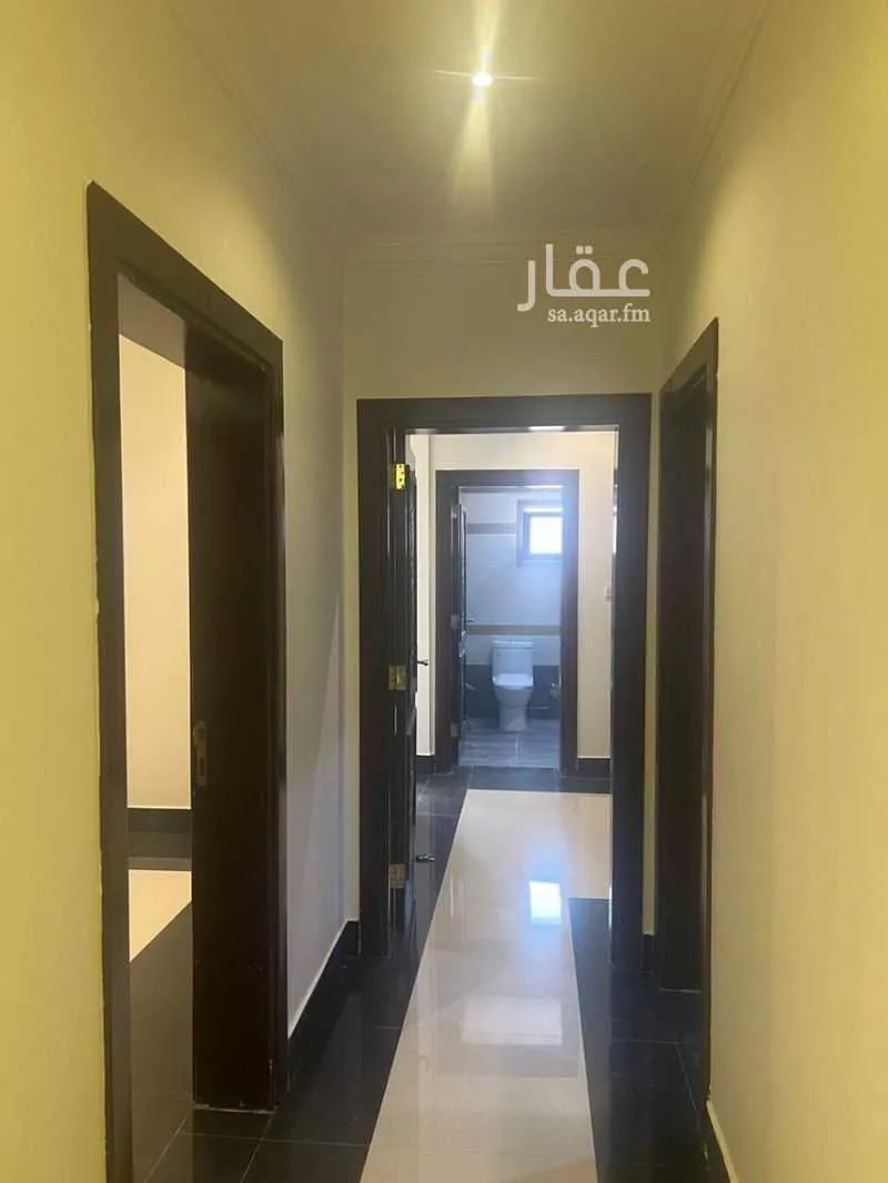 عمارة 862 م² في الملقا 17