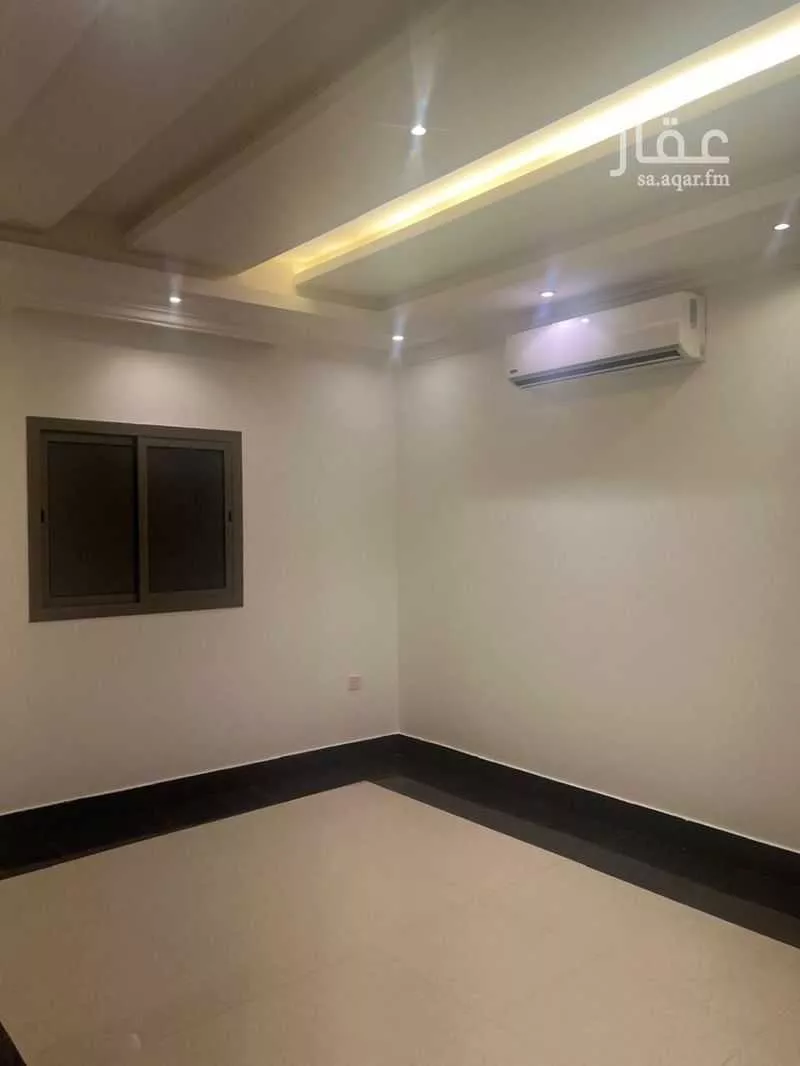 عمارة 862 م² في الملقا 24