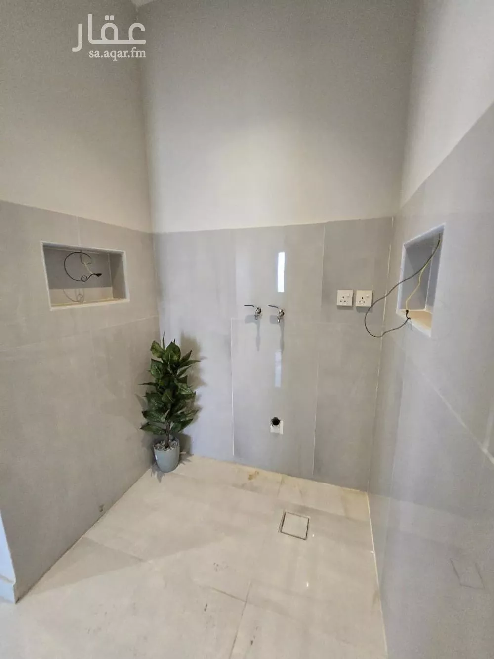 4 bedroom apartment in Al Hamra 11