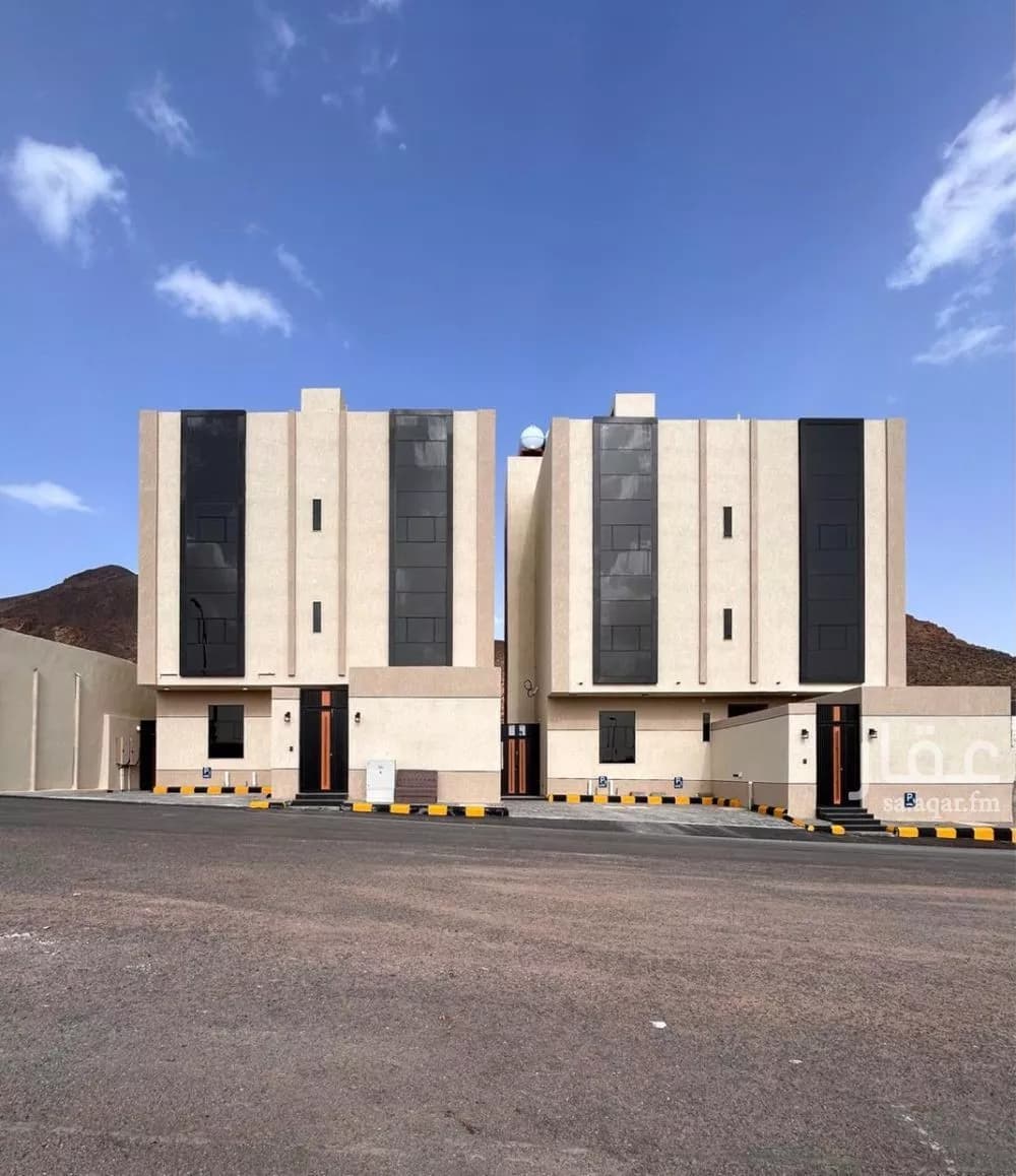 5 bedroom apartment in As Sikkah Al Hadid 2