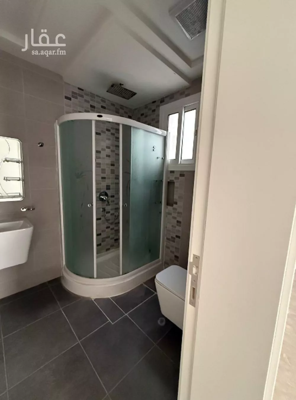 4 bedroom apartment in Al Sadd 6