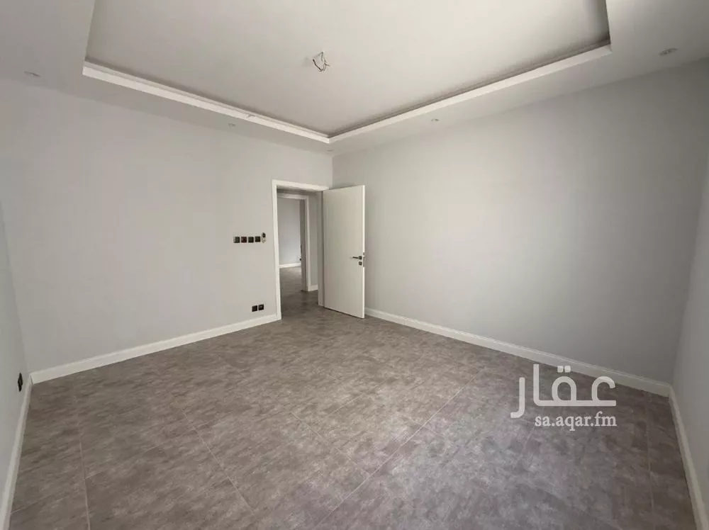 4 bedroom apartment in Al Sadd 8