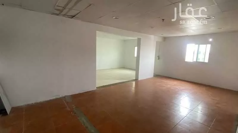 573 sqm office in Al Areedh 4
