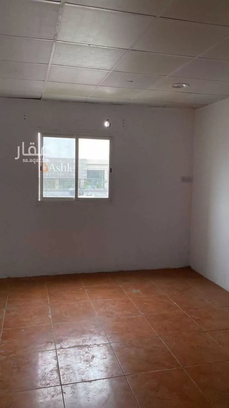 573 sqm office in Al Areedh 8