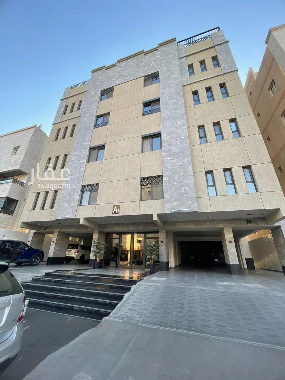 شقة 5 غرف في السلامة