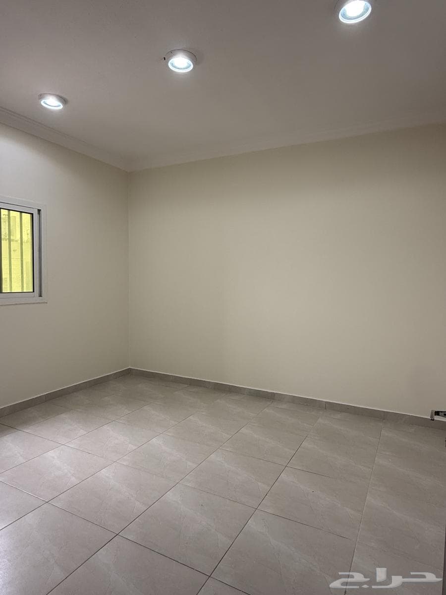 4 bedroom apartment in Al Aridh 1