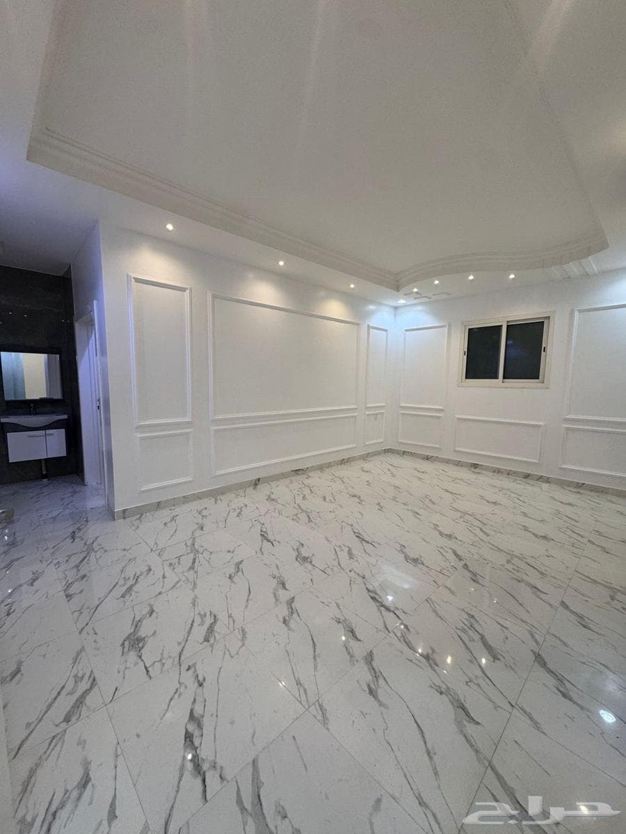 2 bedroom apartment in Al Uraija 13