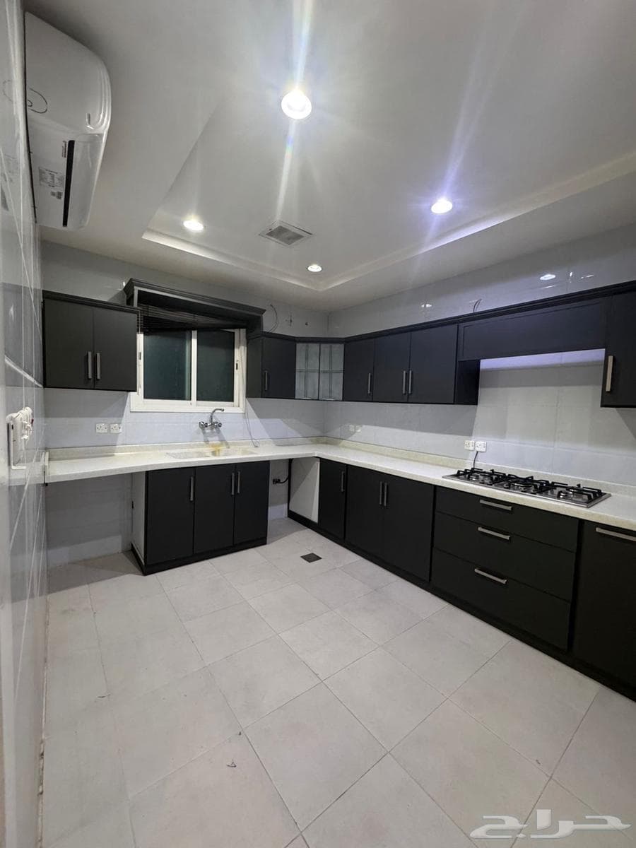 2 bedroom apartment in Al Uraija 4