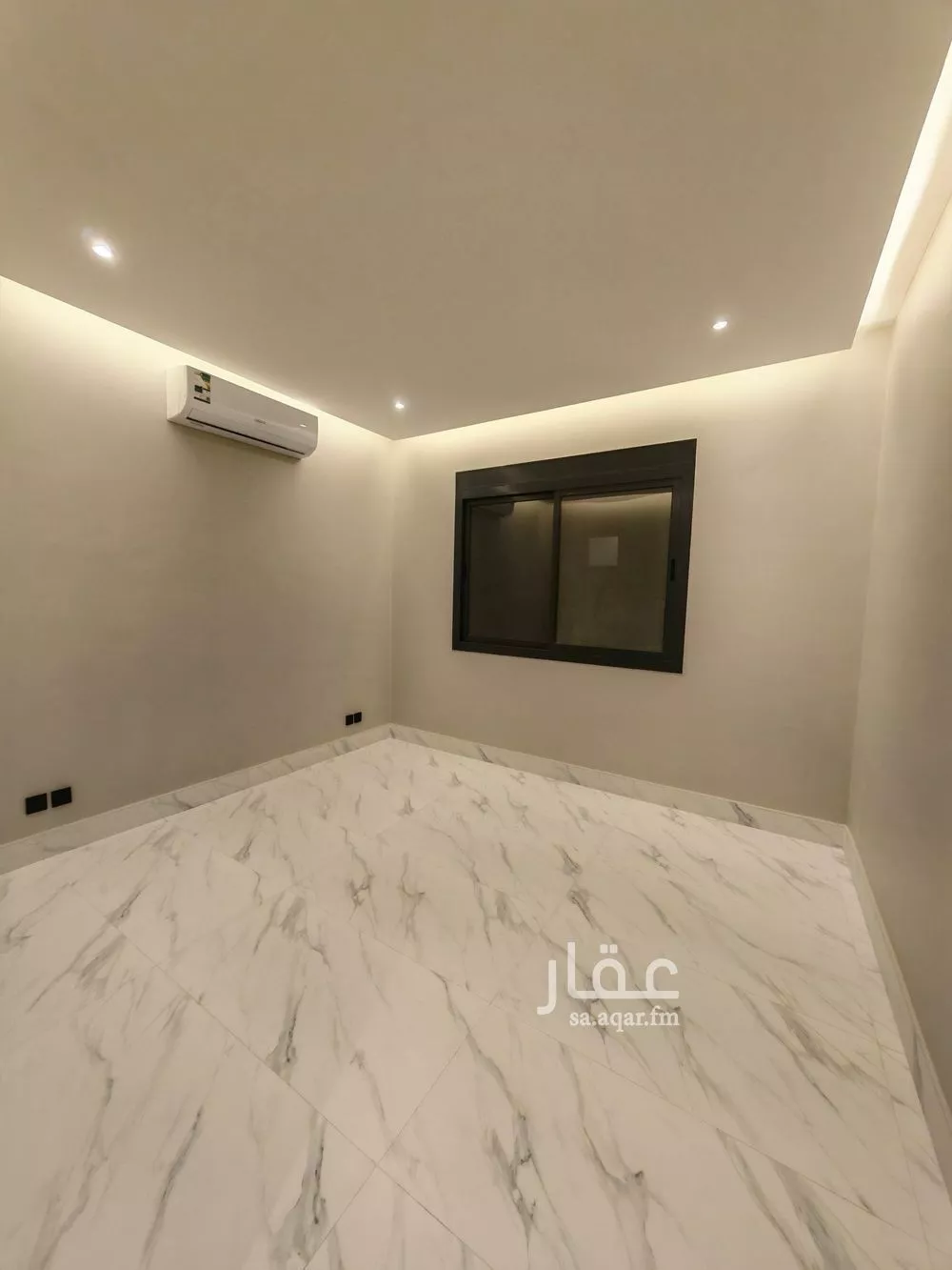4 bedroom floor in Al Aridh 5