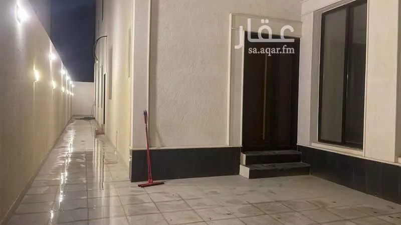 5 bedroom floor in Al Janadriyah 4
