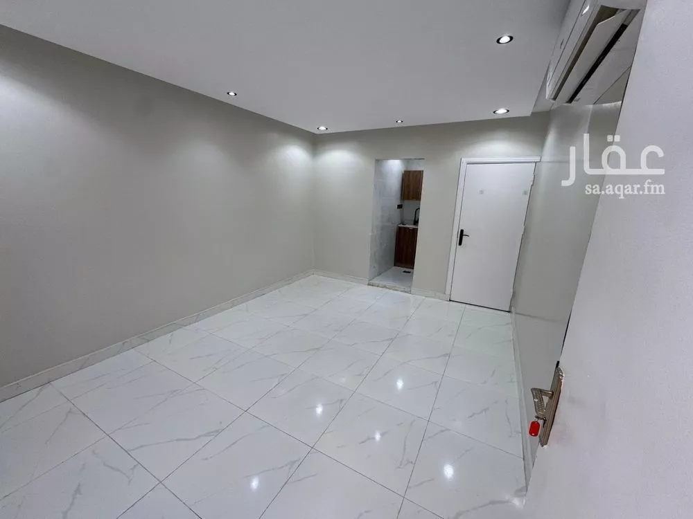 1 bedroom apartment in Al Yarmouk 3