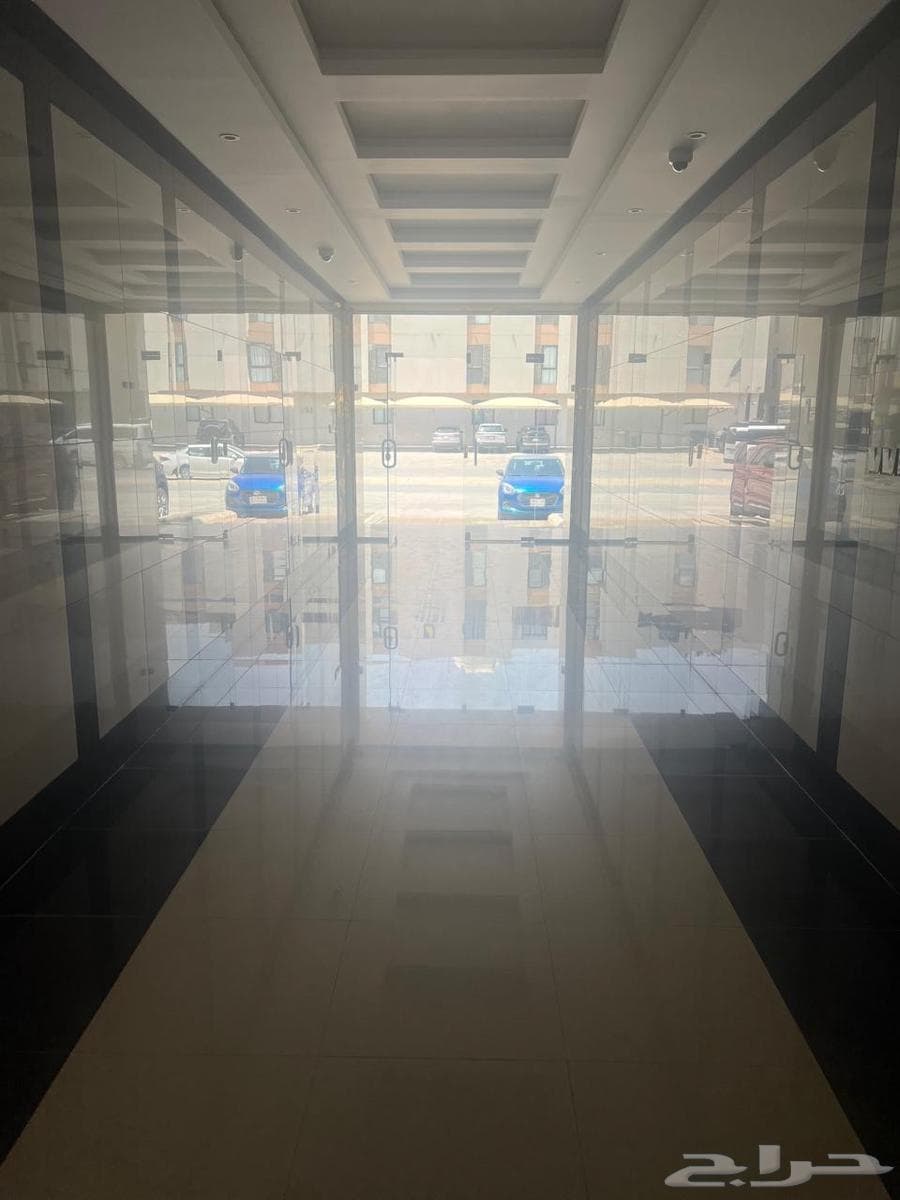 شقة 22 غرف في الملقا 3