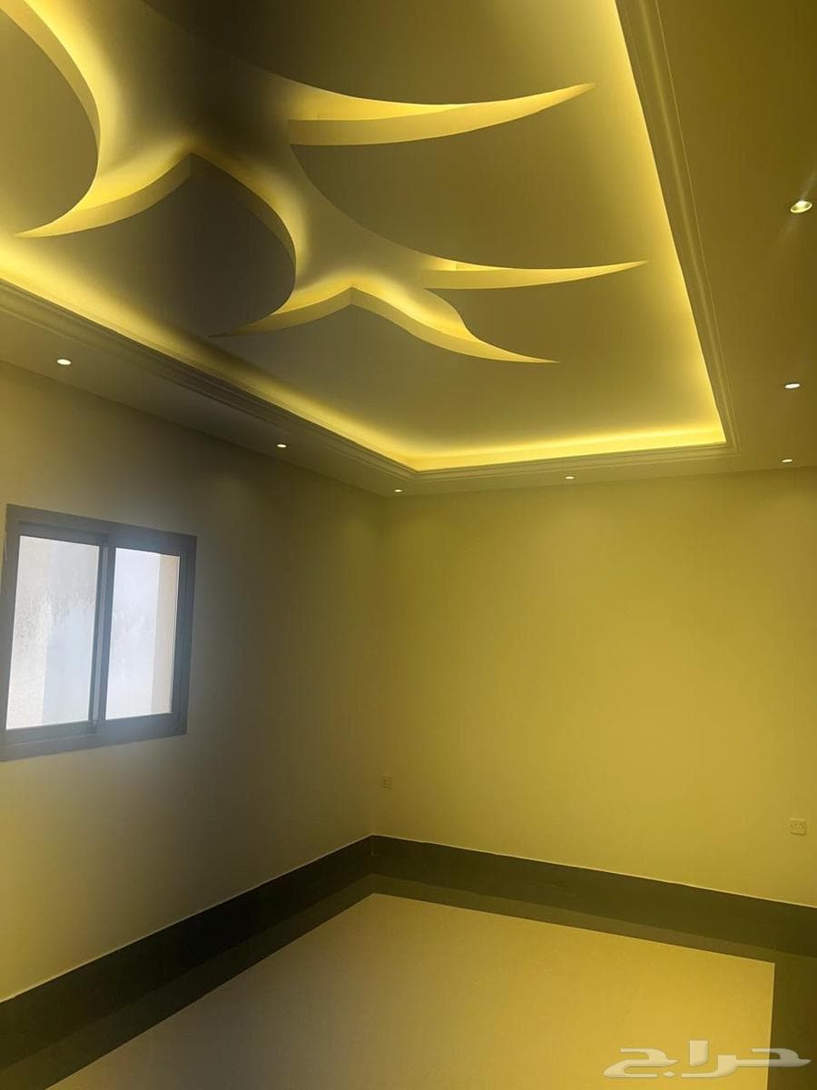 شقة 22 غرف في الملقا 32