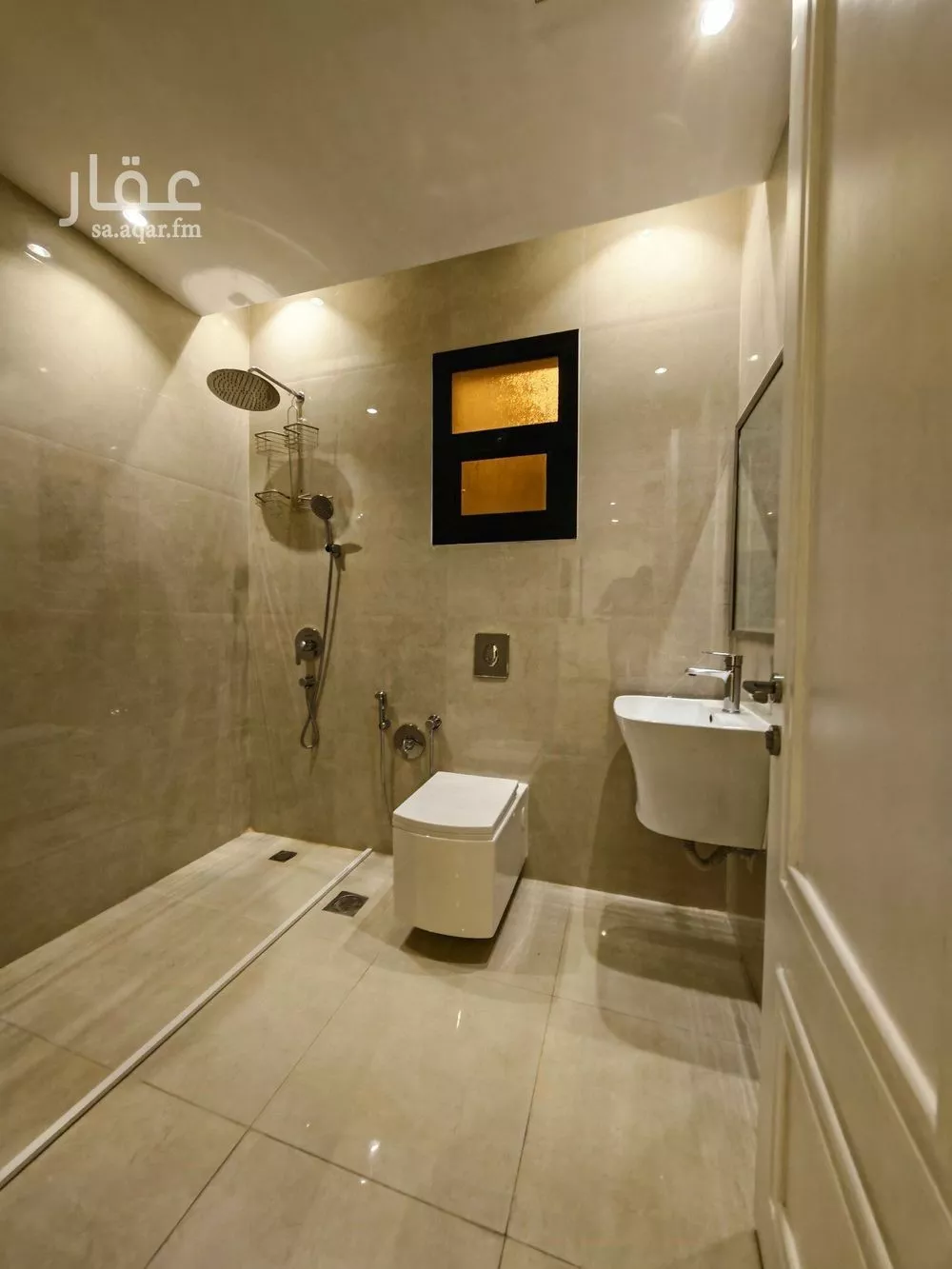 شقة 3 غرف في العارض 6