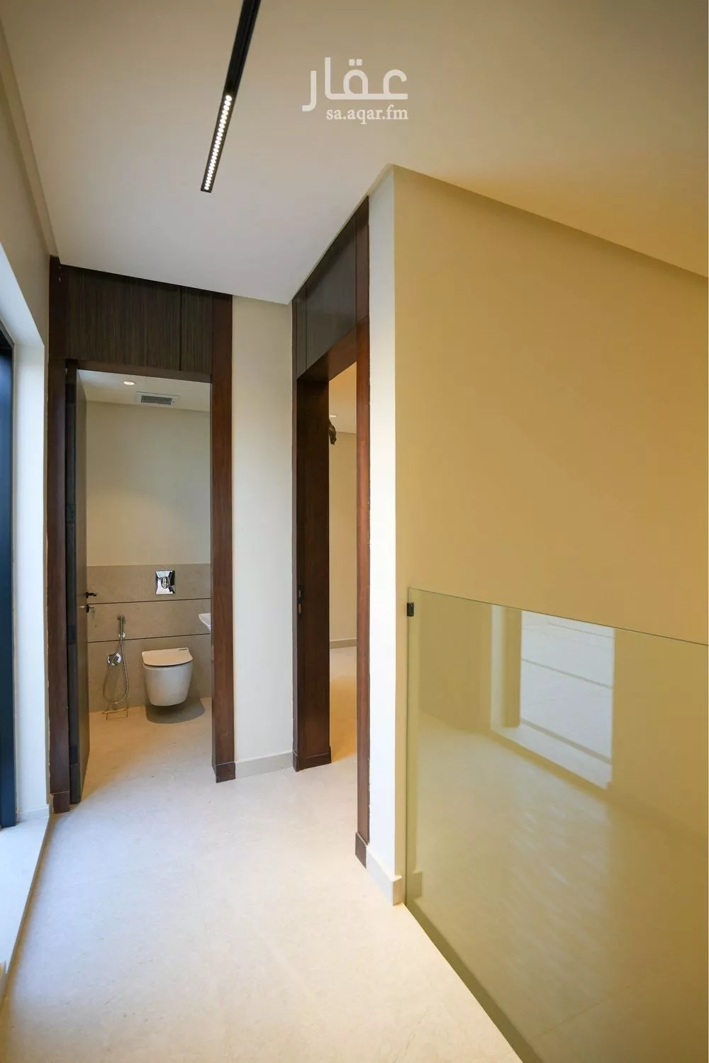 فيلا 5 غرف في العارض 7