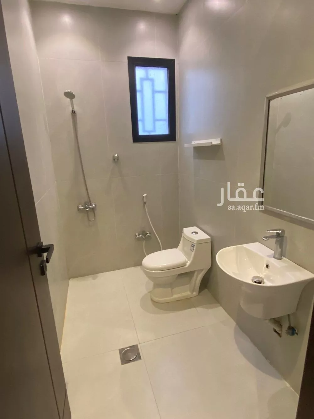 3 bedroom apartment in Al Rimal 9