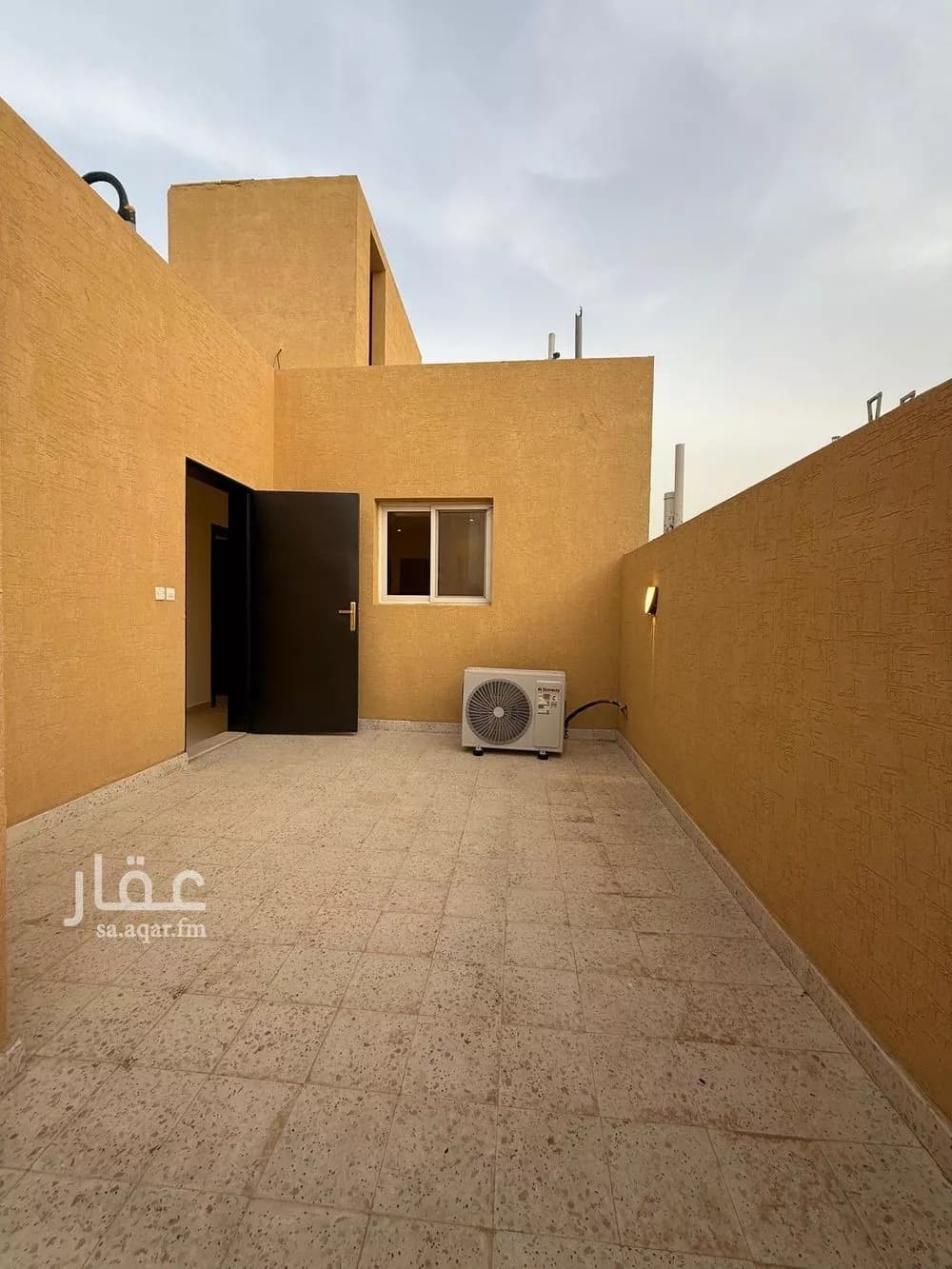 دور 3 غرف في العارض 13