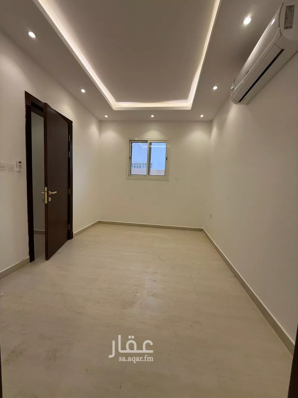 دور 3 غرف في العارض 10