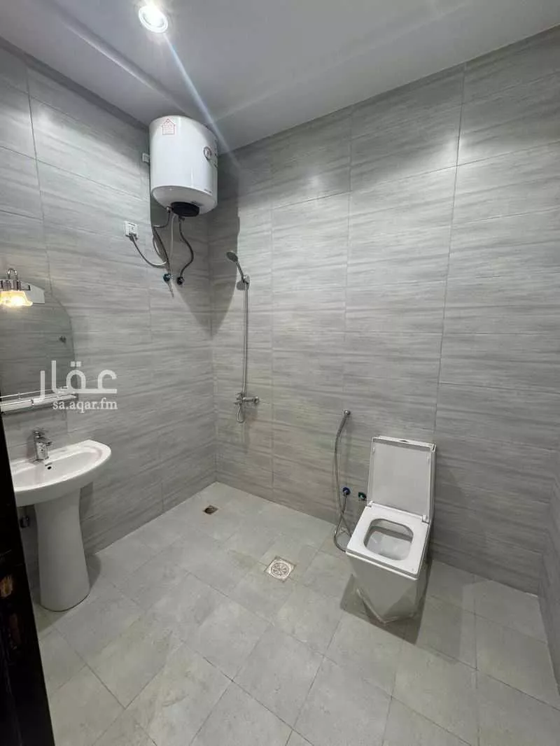 4 bedroom apartment in Jeddah 3