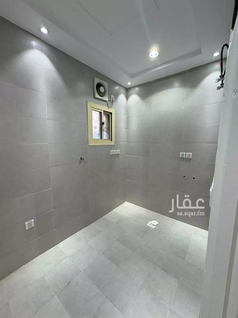 4 bedroom apartment in Jeddah 6