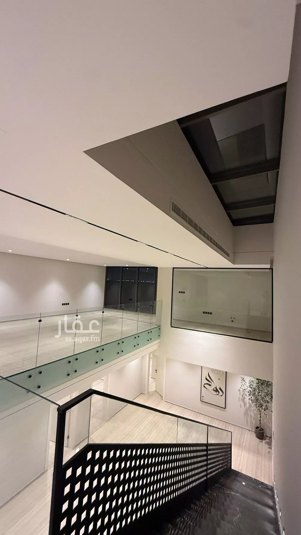 5 bedroom villa in Al Aridh 8