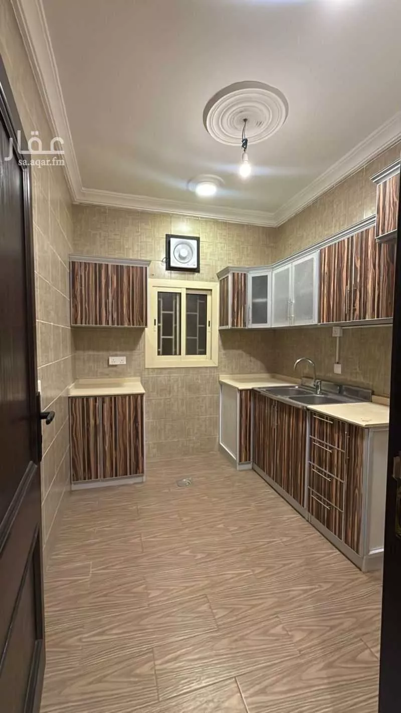 شقة 2 غرف في العزيزية 3