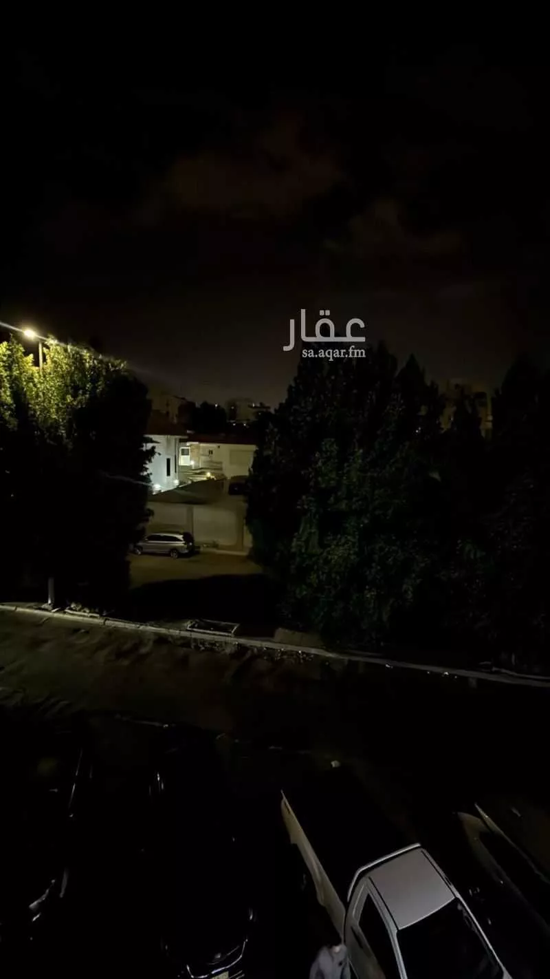 شقة 2 غرف في العزيزية 8