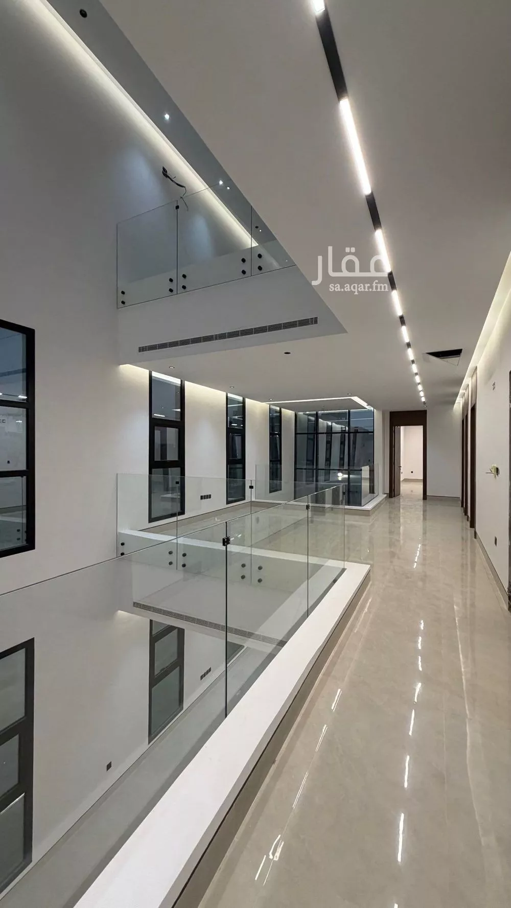 فيلا 6 غرف في المهدية 5