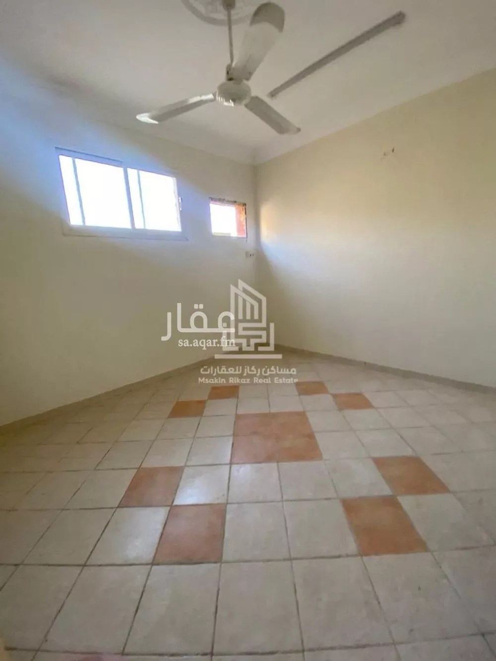 شقة 4 غرف في السلام 4