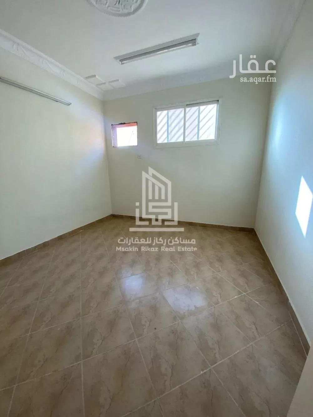 شقة 4 غرف في السلام 10