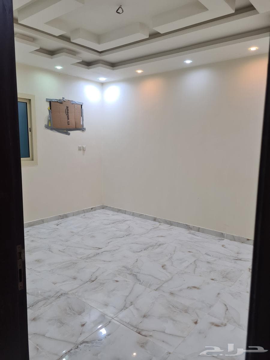 شقة 4 غرف في الياقوت 4