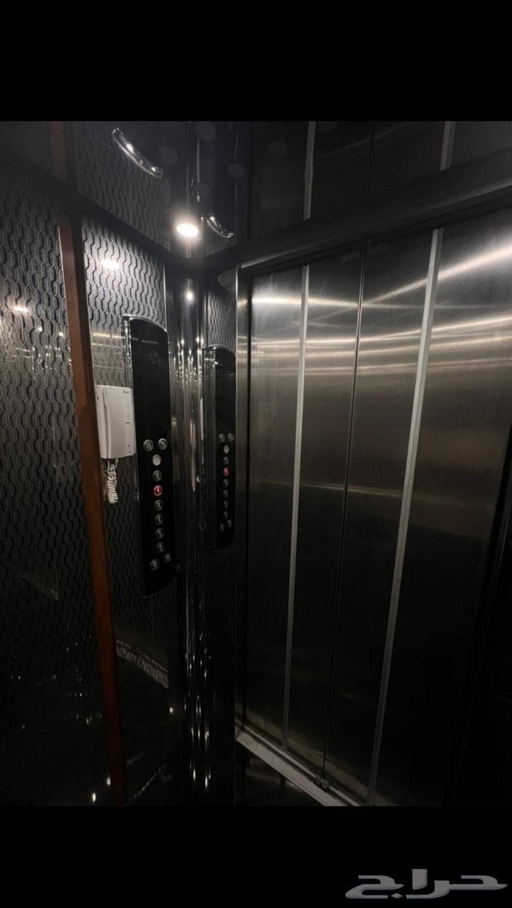 شقة 3 غرف في الريان 4