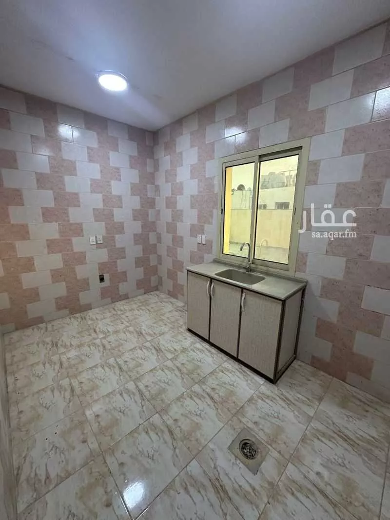 2 bedroom apartment in Uhud 3
