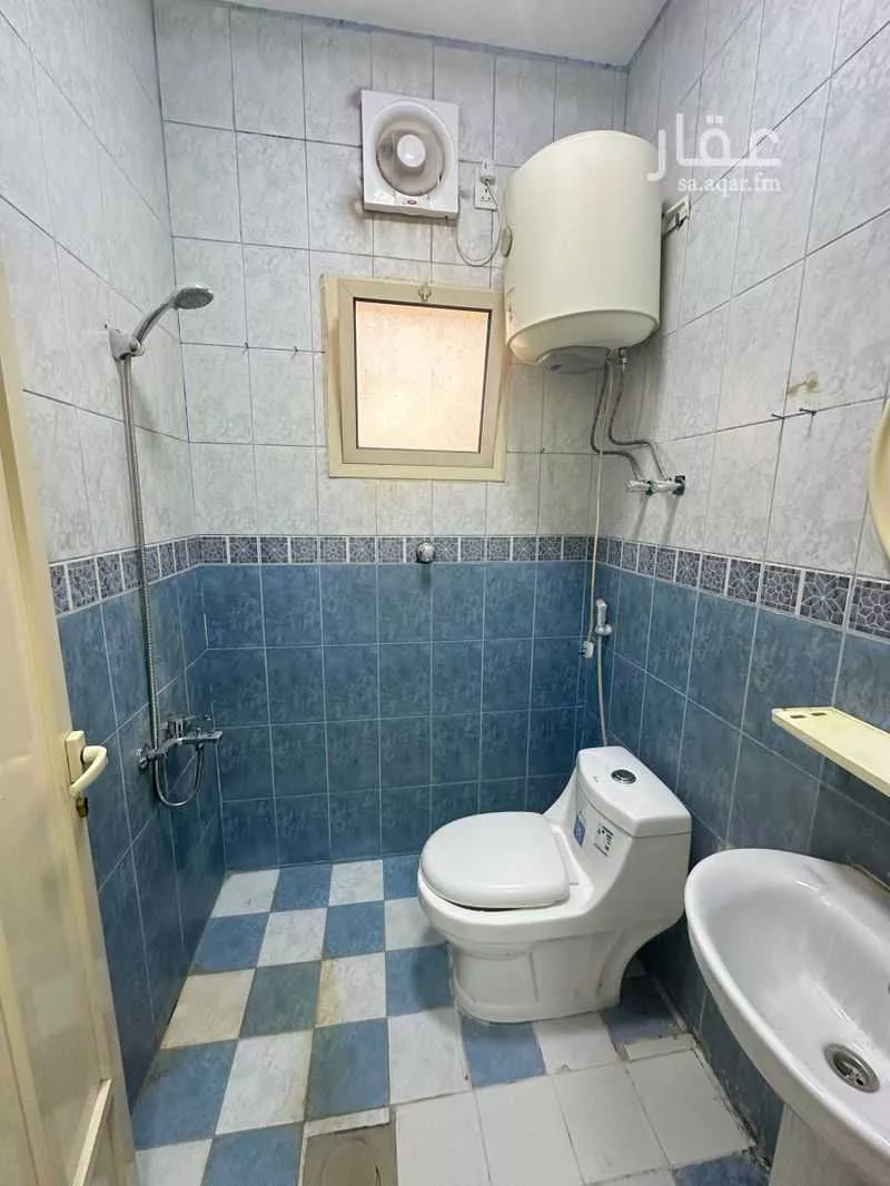 شقة 1 غرف في احد 4