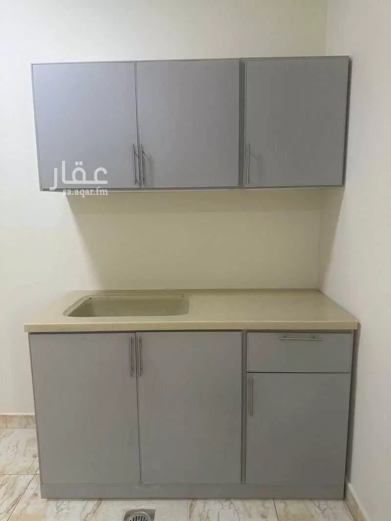 شقة 1 غرف في احد 7