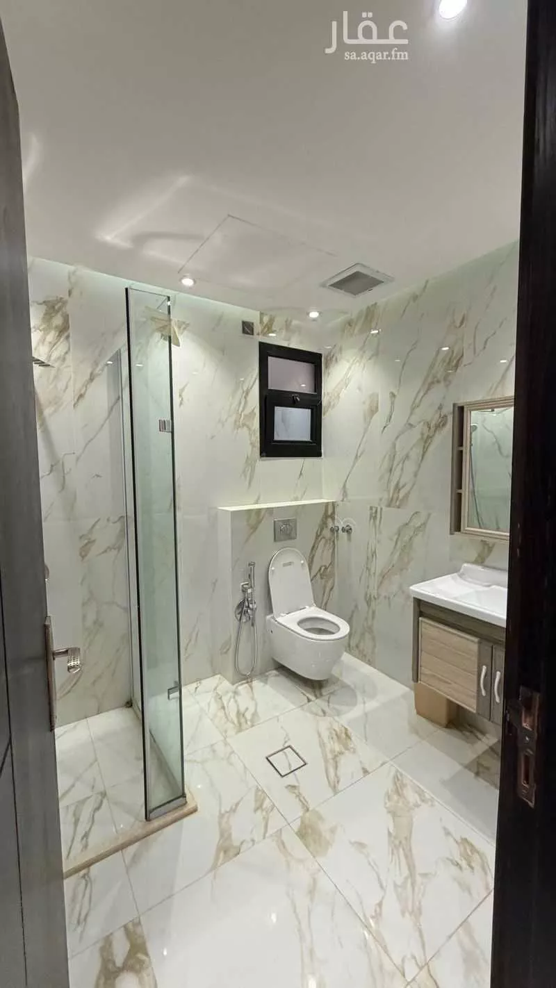 3 bedroom apartment in Al Yasmin 12