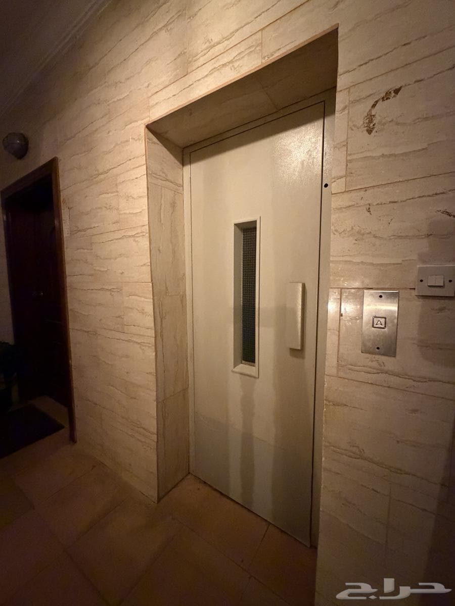 شقة 5 غرف في الزهراء 3