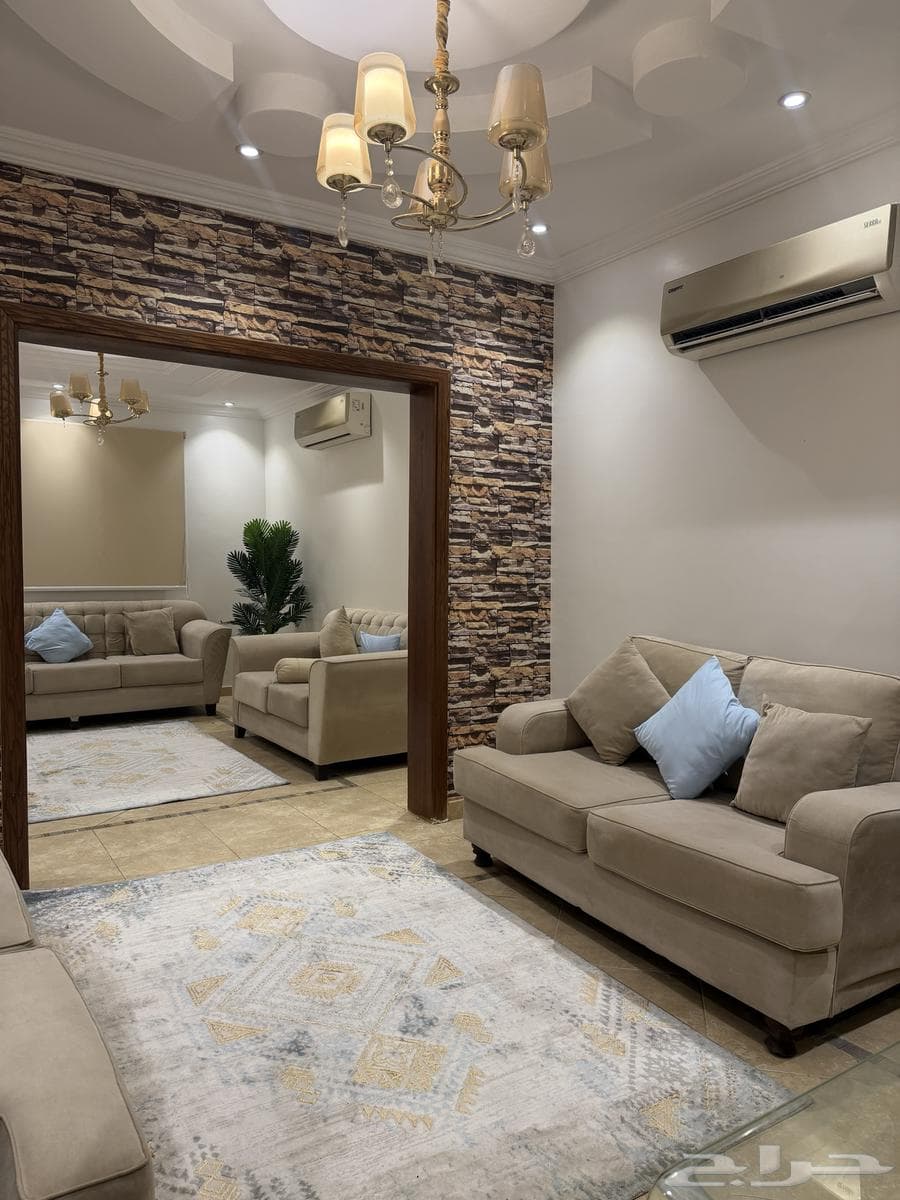 شقة 5 غرف في الزهراء 31