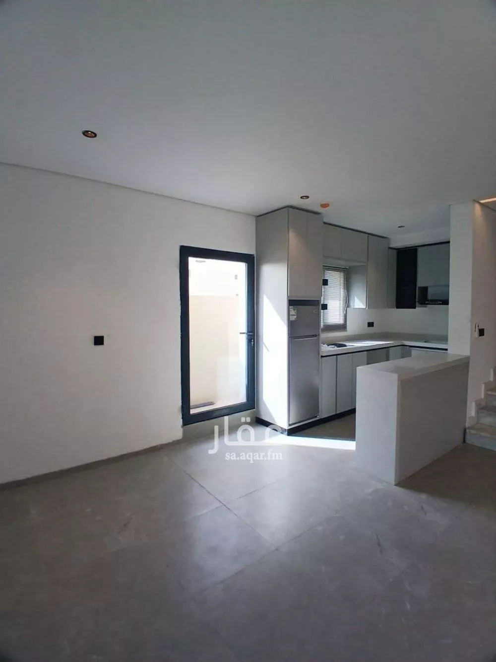 شقة 3 غرف في الرمال 14