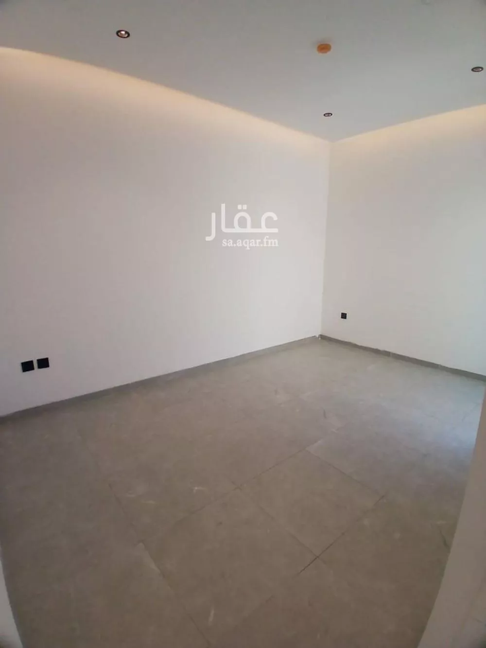 شقة 3 غرف في الرمال 8