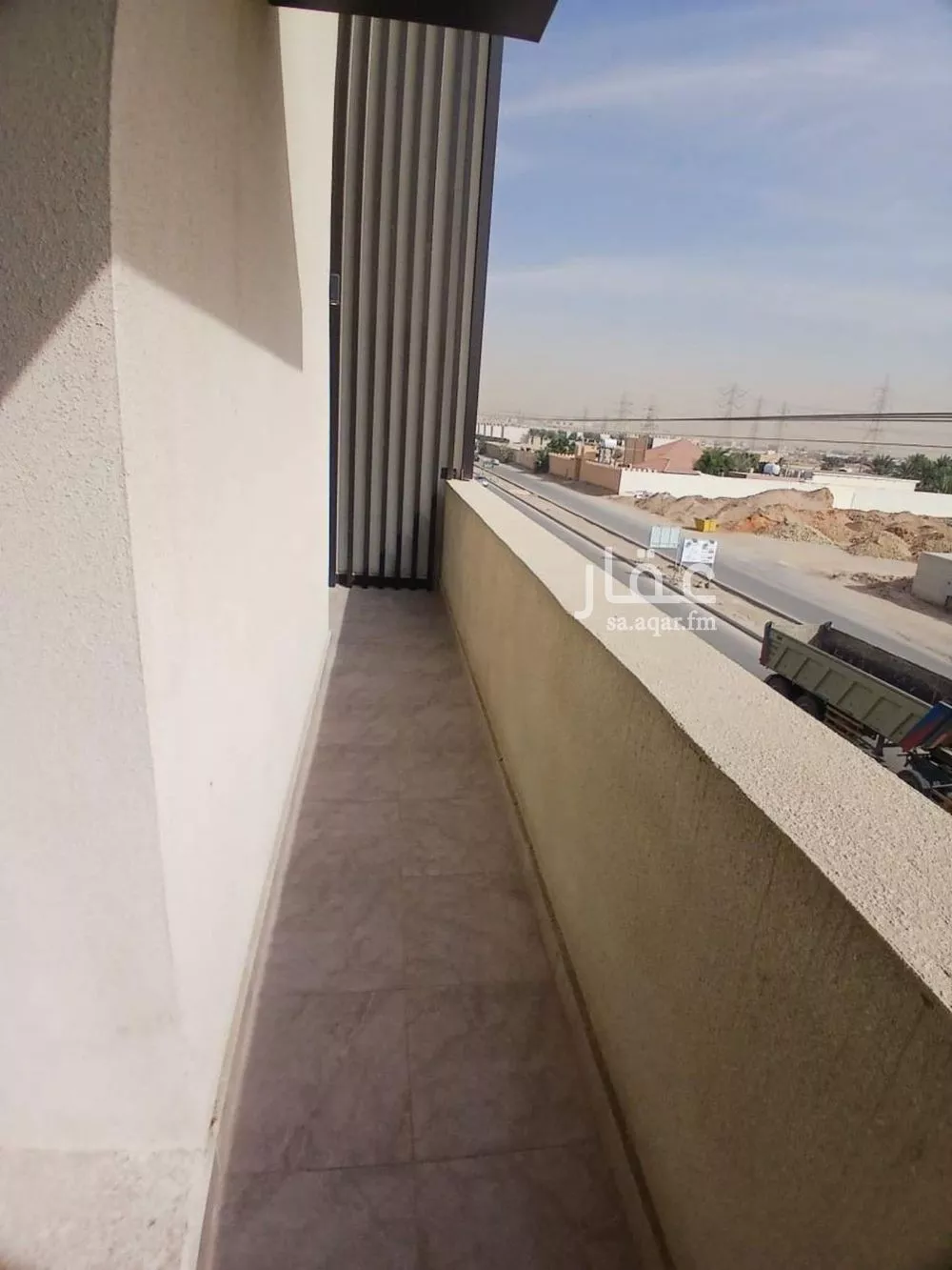 شقة 3 غرف في الرمال 10