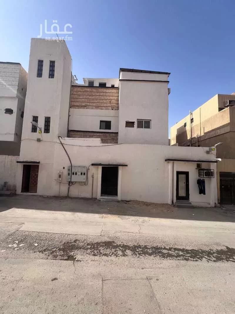 18 bedroom apartment in Al Yamamah 1
