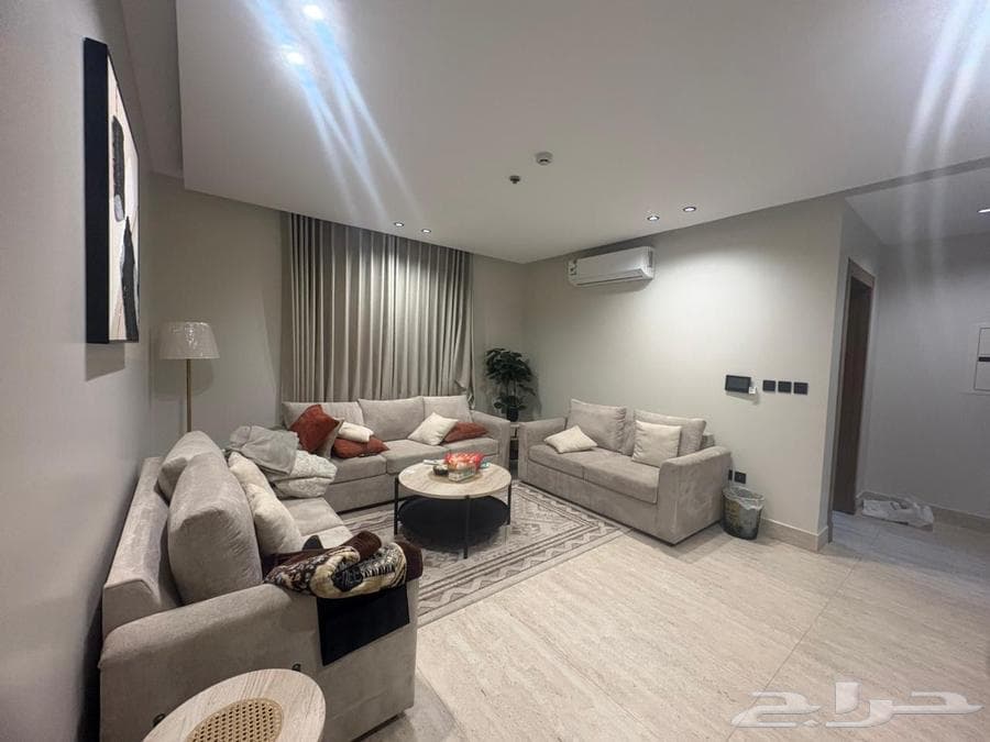 شقة 2 غرف في الحمرا 2