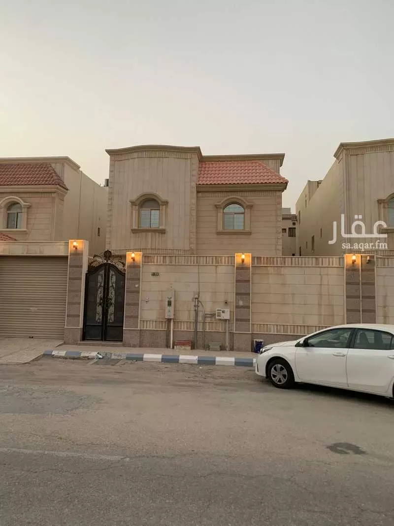 فيلا 10 غرف في طيبة