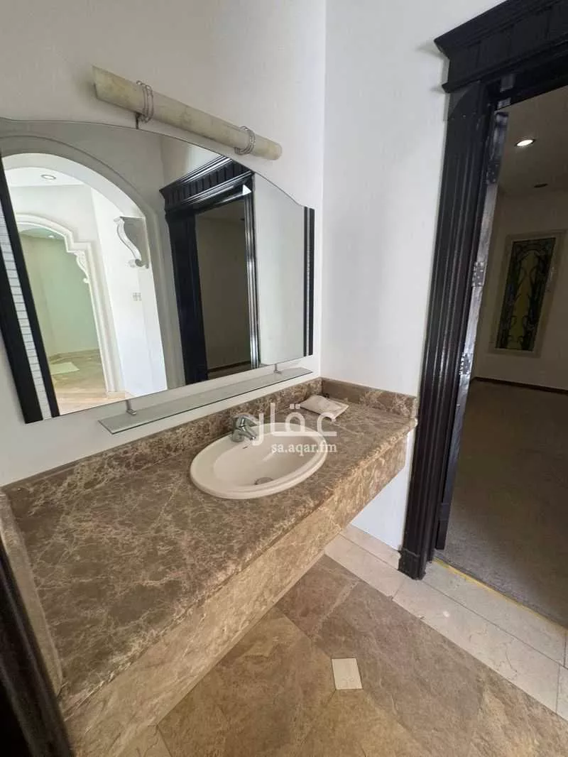 فيلا 8 غرف في النهضة 5